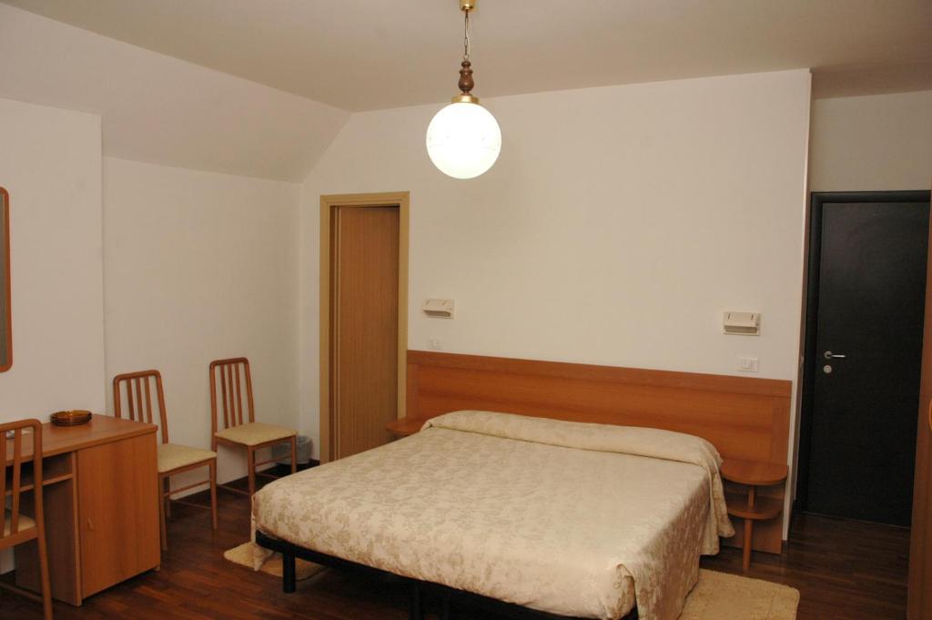 Albergo Ristorante Edo Forlimpopoli Bagian luar foto